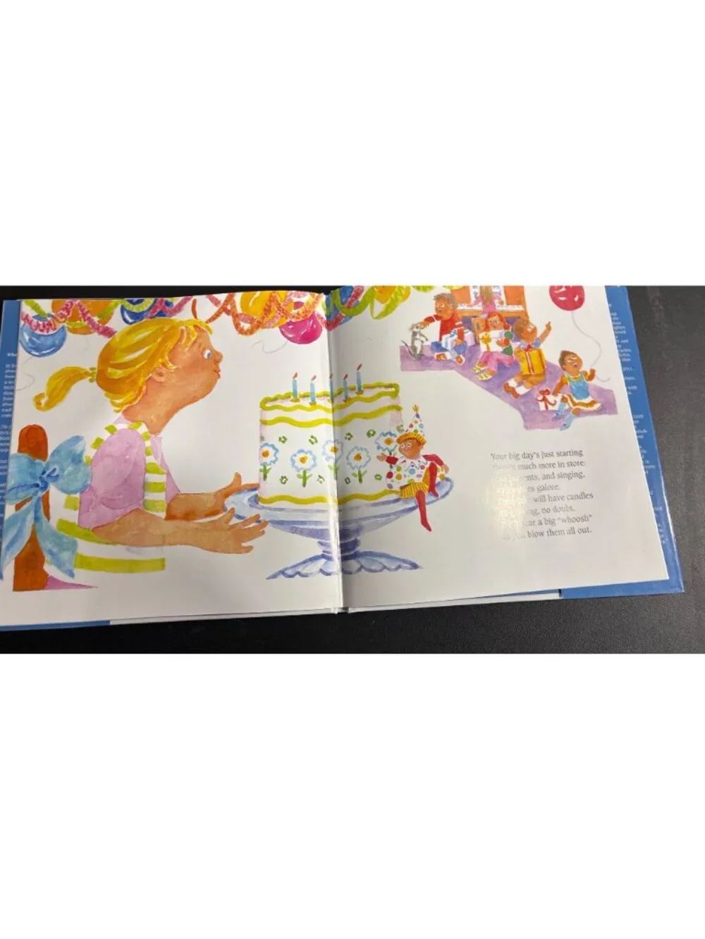 The Elf On The Shelf: A Birthday Tradition Gift Set - Book & Cupcake Costume - Picture 7 of 13